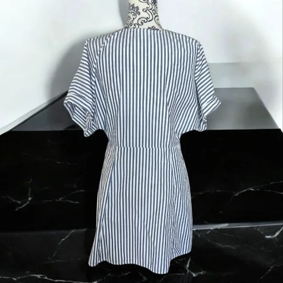 BP Striped Gray and White Dress - Large - Picture 6 of 8
